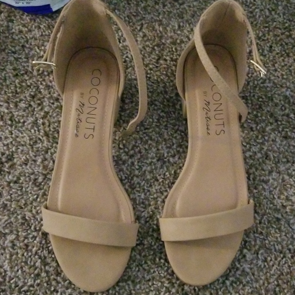 Sandal